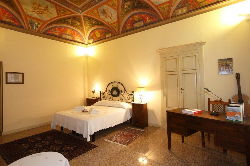 לינה וארוחת בוקר סיינה Residenza D'Epoca Montanini מראה חיצוני תמונה