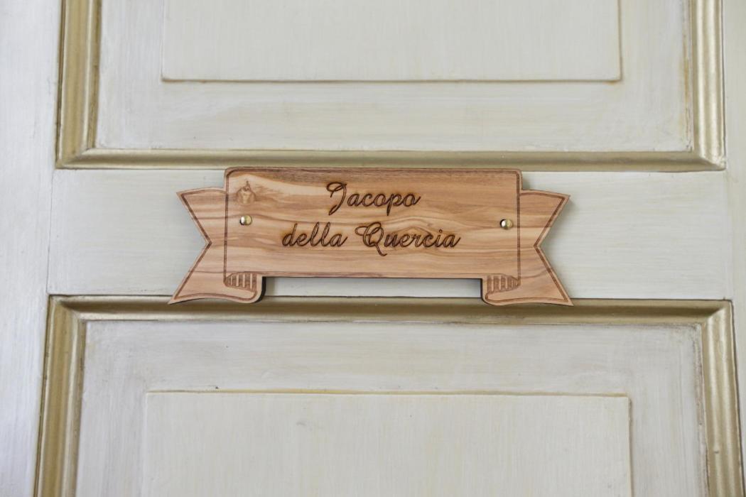 לינה וארוחת בוקר סיינה Residenza D'Epoca Montanini מראה חיצוני תמונה