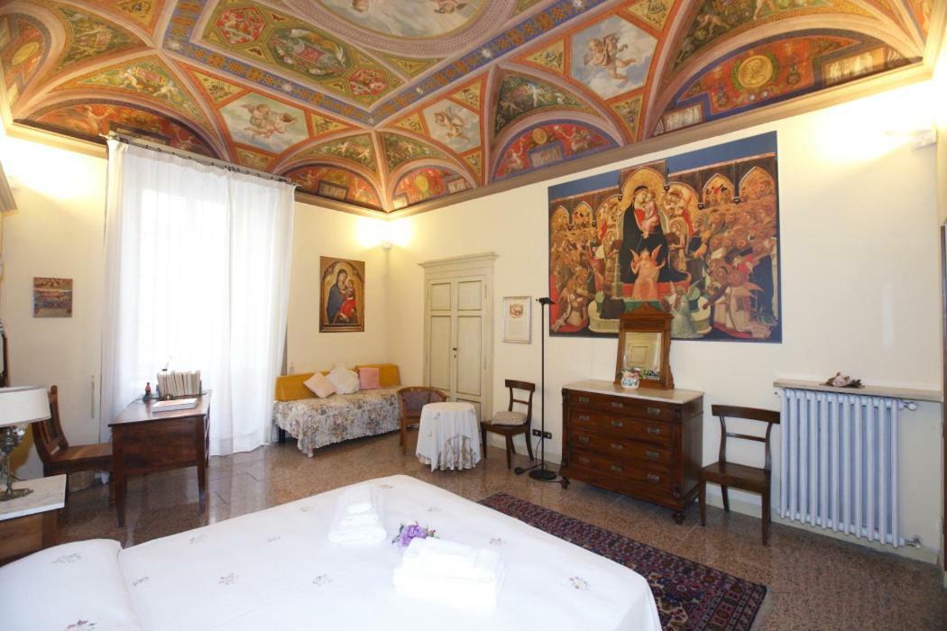 לינה וארוחת בוקר סיינה Residenza D'Epoca Montanini מראה חיצוני תמונה